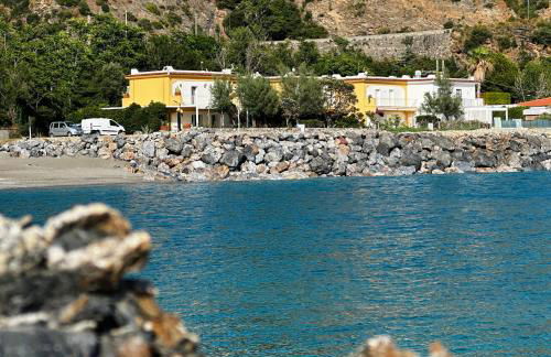 Seaside Villa with private garden - Foto 1