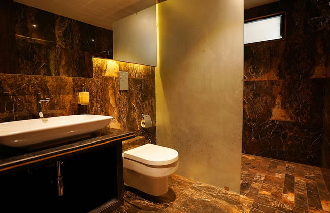 Casino Villa by Shiloh Stays - Photo 6