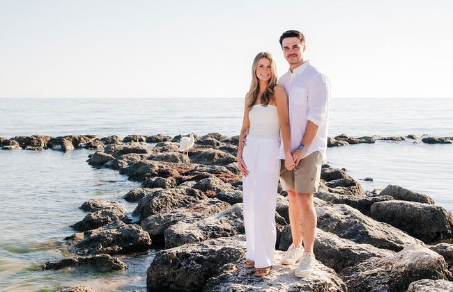 Private Vacation Photoshoot with Photographer in Tybee Island - Photo 2