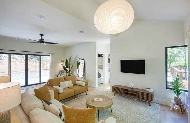 Mill Creek by Avantstay Modern Design, Patio, Hot Tub - Foto 7