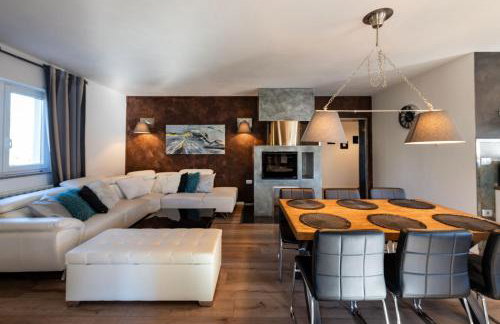 Villa Kalac, a charming holiday pool oasis near the sea - Foto 31