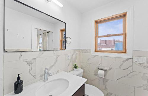 Modern Haven Near PATH NYC in 20 mins 12 PPL - Foto 33