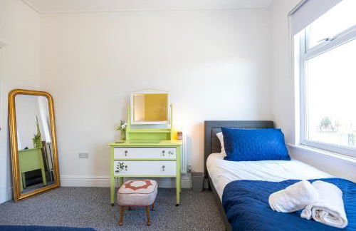 Earp House - Air Host & Stay - Sleeps 7 - Foto 44