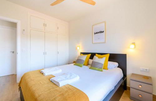 WintowinRentals Charming Apartment with Sunny Terrace near the Sea - Photo 24