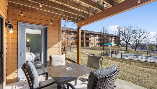 Memories of Avondale - Massage Chair - Pools - Foto 2, Imagen principal