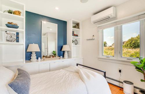 Elegant Gloucester Beach Getaway with Ocean Views! - Foto 25