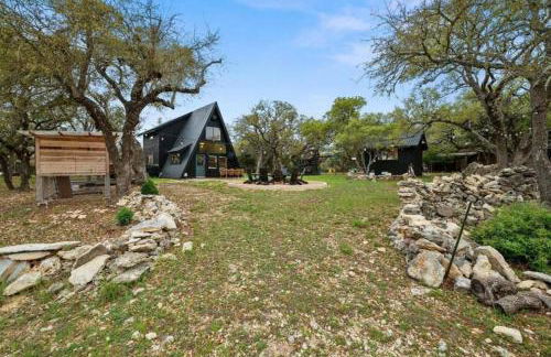 NEW Treehouse at Link Lane 2 Acres w Hot Tub - Foto 17