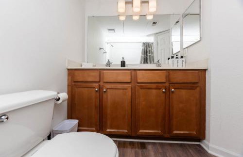 Wyndham 108 Corporate & Modern 1br suite - Photo 14