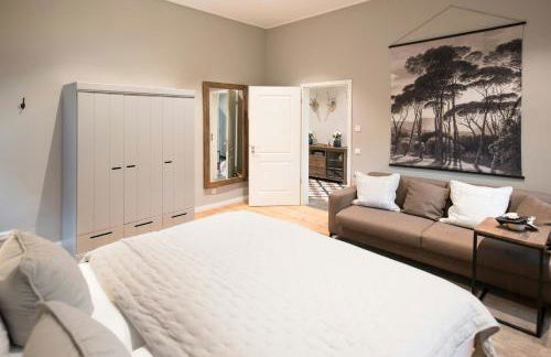 Getaway In East Frisia Elegant Lakeside Apartment - Photo 12