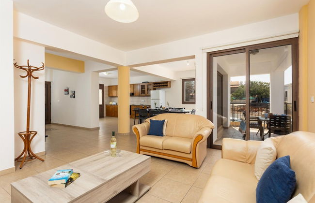 Villa Serena in Pomos - Foto 35