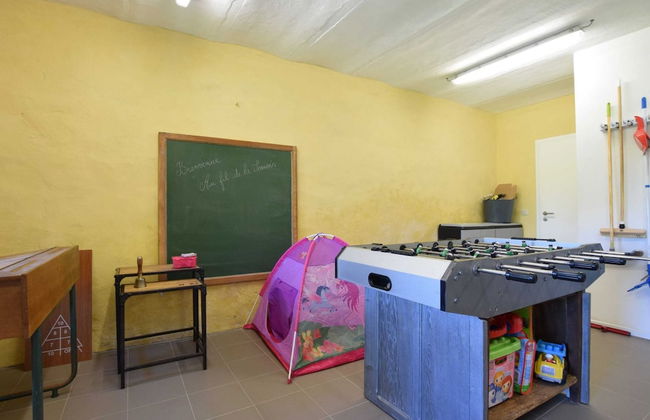 Lavish Holiday Home in Chassepierre With Terrace - Photo 19