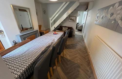 Contractors Corporate Charress House, 6 Bedrooms - Foto 11