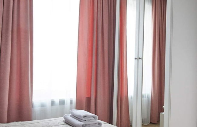 Metro Imielin 8th Floor Apartment - Photo 1