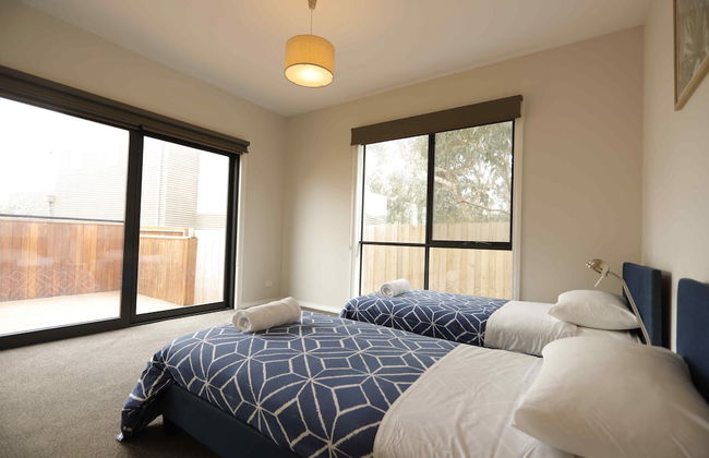 Apollo Bay Seal Apartments - Photo 22