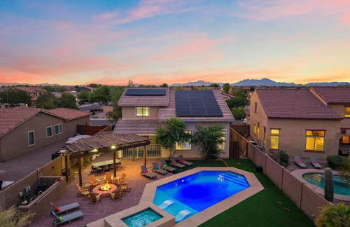 Dream And Drift Luxe Pool Spa Pool Table Firepit Paradise - Foto 1