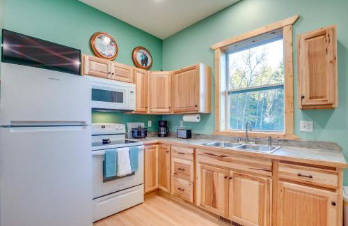 Snowmobile and Recharge! Next to Bill Nicholls Trail - Foto 6