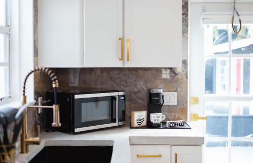 Spacious 3br 2ba Cottage Steps to Water & Downtown - Foto 36