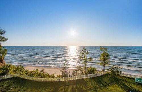 Lake Michigan Retreat- Upper Duplex - Photo 49