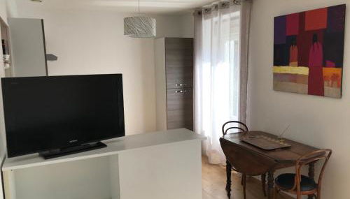 Grand Studio Manon en coeur de ville pour 2 p - Foto 4