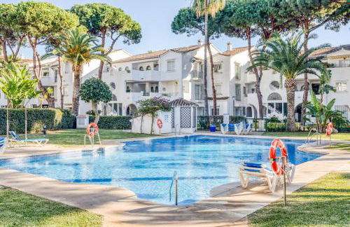 Life El Presidente Penthouse Pool View - Photo 54