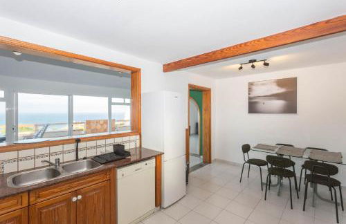 Surf-Check House - 3 min walking to the Beach - Foto 10