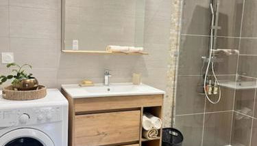 L'école des frères - Foto 4, towels, Shower