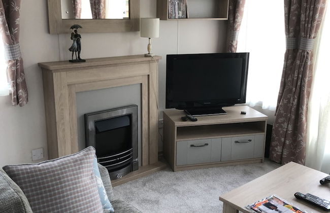 Luxury 2 Bedroom Caravan in Stunning Location - Foto 9