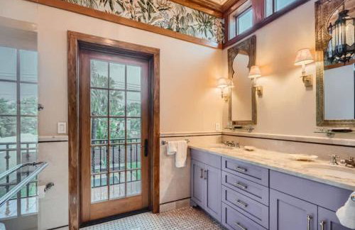 Casa Delfino - Savor Old World Charm with a Lush Poolside Retreat - Foto 8