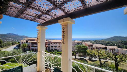 Vue exceptionnelle sur la mer et le Cap Estérel - Foto 2