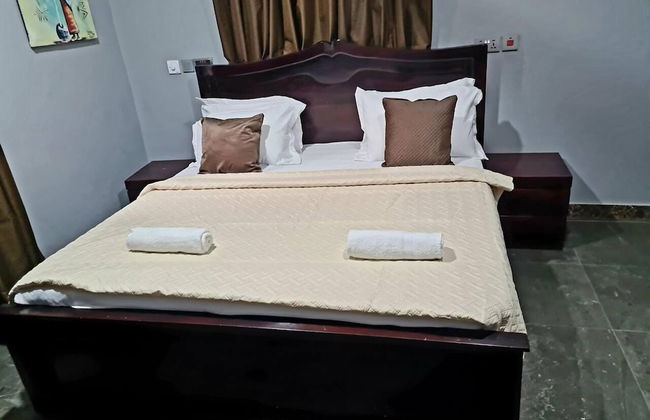 Cozy,quiet & Fantastic- Close to Highway - Parking - Foto 7