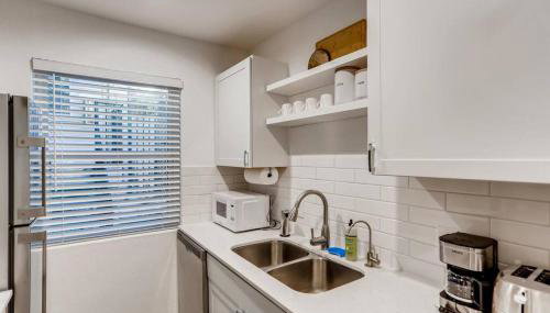 Modern Designer Condo Close to Downtown Austin! - Foto 3, stove, dishwasher, pet friendly, toaster, minibar