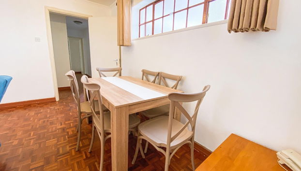 2 Bedroom in Westlands, Embassy Court - Foto 4, Servicio de comidas en la habitación