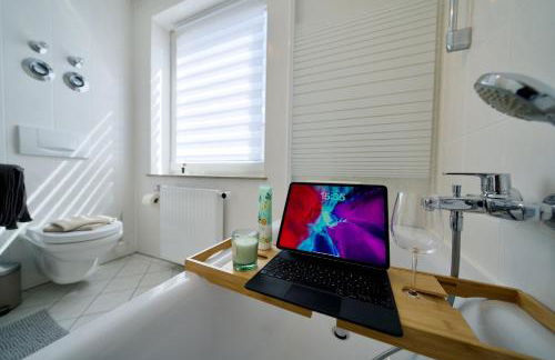 EDLER WOHNRAUM Schwanenteich-Oase mit Balkon, Kaffeevollautomat, Lift & Parkplatz - Foto 21