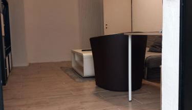 Eine Wohnung mit Privatem Eingang - Photo 4