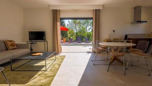 Villa st Francois Heated swimming pool ,air conditioning ,free parking - Foto 2