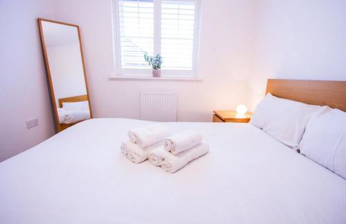 Charming 1BR House in Eccles with Free Parking - Foto 32