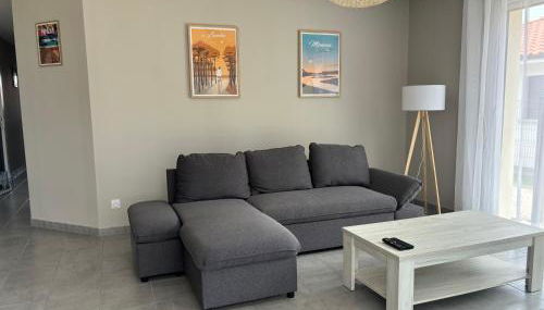 Maison neuve classement 3 étoiles avec accès privé piste cyclable, 6 personnes - Foto 3