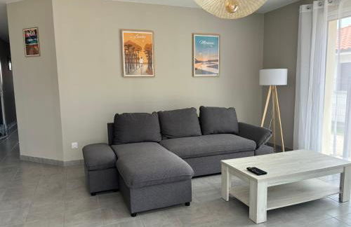 Maison neuve classement 3 étoiles avec accès privé piste cyclable, 6 personnes - Foto 3