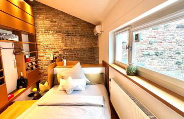 zons22 - Tiny Loft in Dormagen am Rhein im historischen Denkmal - zwischen Köln & Düsseldorf - Photo 2