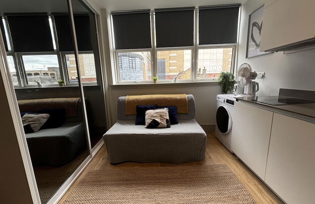 Sleeps 2 Studio -central Croydon London -wifi & Tv - Foto 2