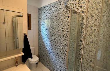 Paralia Homes cheerful 2 bedroom with pool, unit #1 - Foto 23