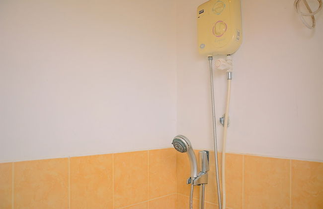 Comfort 1BR with Study Room Menteng Square Apartment - Foto 15