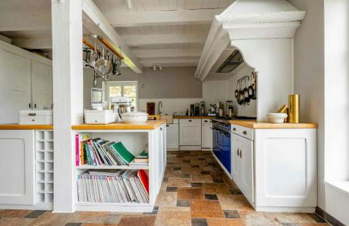 Historic Thatched House At Lake Sparow - Foto 9