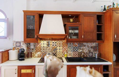 Iliana's house - spacious cave house in the center of Areopolis - Foto 32