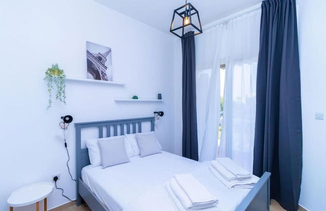 Fairways 3 Bedroom Villa With Plunge Pool and Bbq - Photo 3