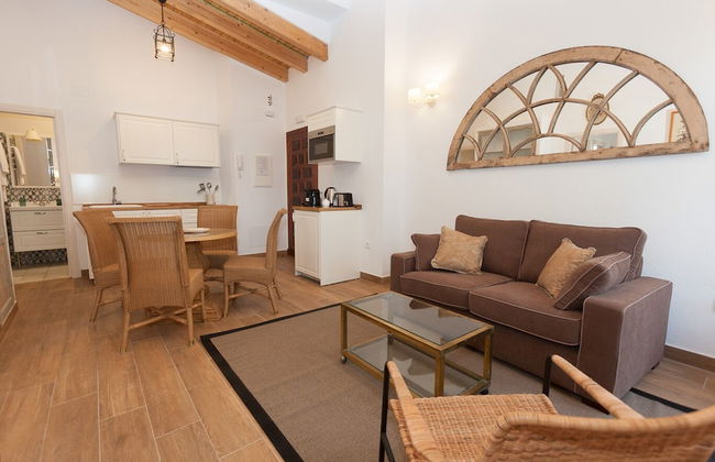 Patios de la Riva - Photo 13