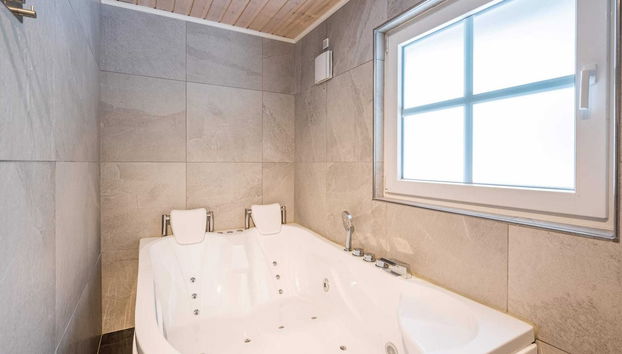 4 Person Holiday Home in Blavand - Foto 4, Tratamientos de spa