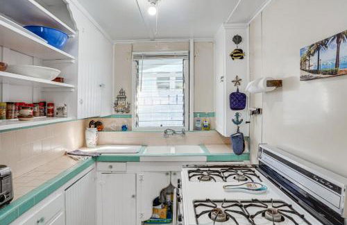 Quaint Avalon Cottage Less Than Half-Mi to Beaches! - Foto 14