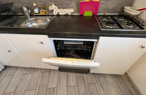 Logement Cosy 40 m2 Coeur historique de Lunel - Foto 4