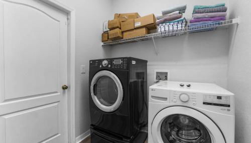 Make memories in this 6 bedroom with private pool - Foto 2